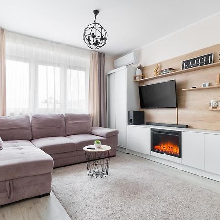 Anastasia Pink Oradea Εξωτερικό φωτογραφία